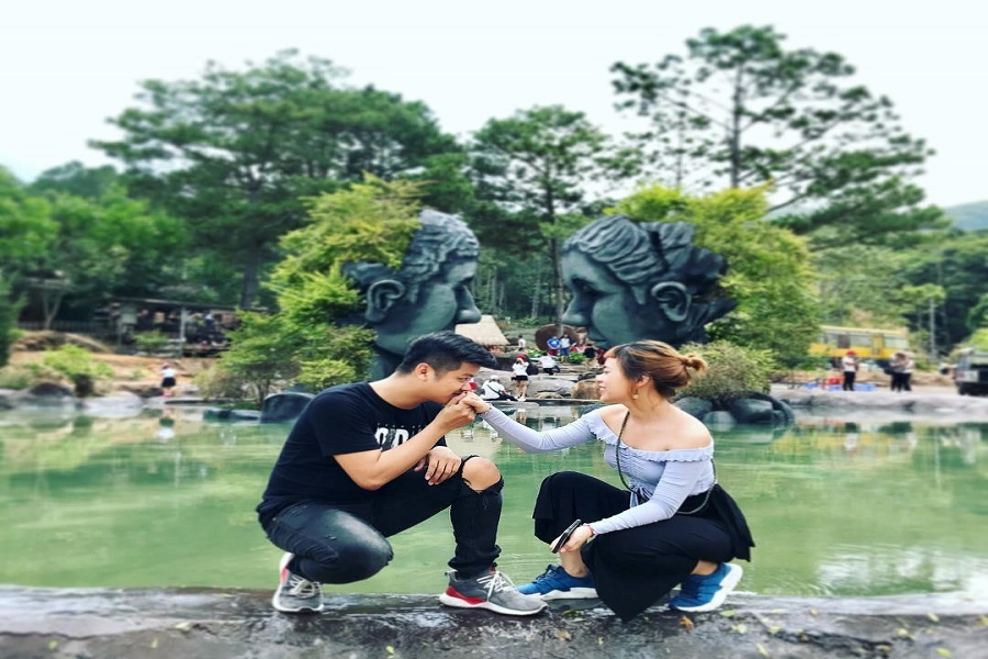 Hồ Vô Cực - Địa điểm check-in cho hội "sống ảo" ở Đà Lạt Hồ Vô Cực - Địa điểm check-in cho hội "sống ảo" ở Đà Lạt
