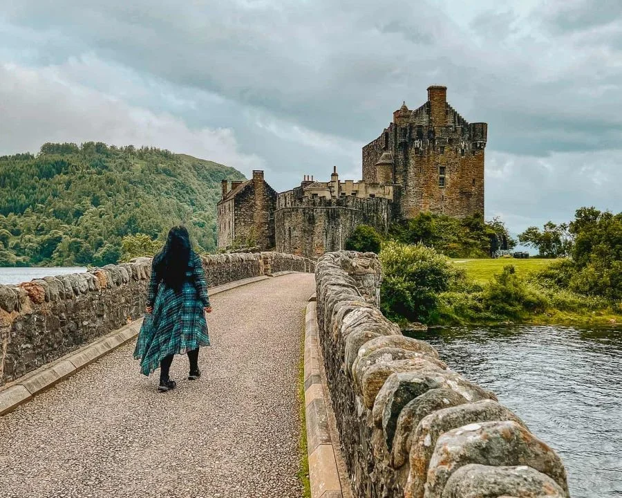 Đảo Eilean Donan - một trong những địa điểm có sức hấp dẫn du khách nhất