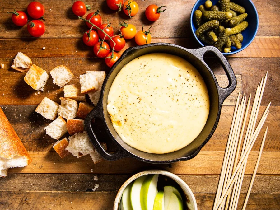 Lẩu phô mai là nét đẹp văn hóa của Thụy Sĩ