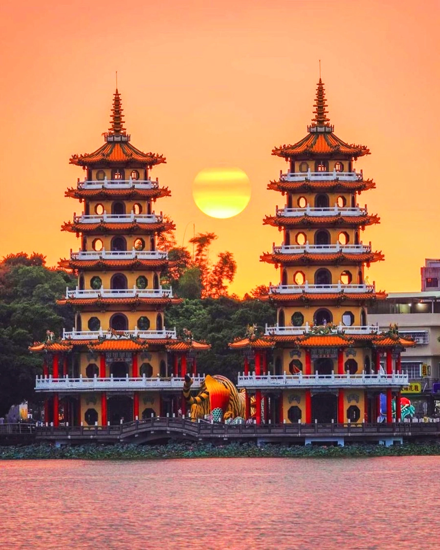 Đầm Liên Trì - Một trong những địa điểm du lịch nổi tiếng tại Cao Hùng