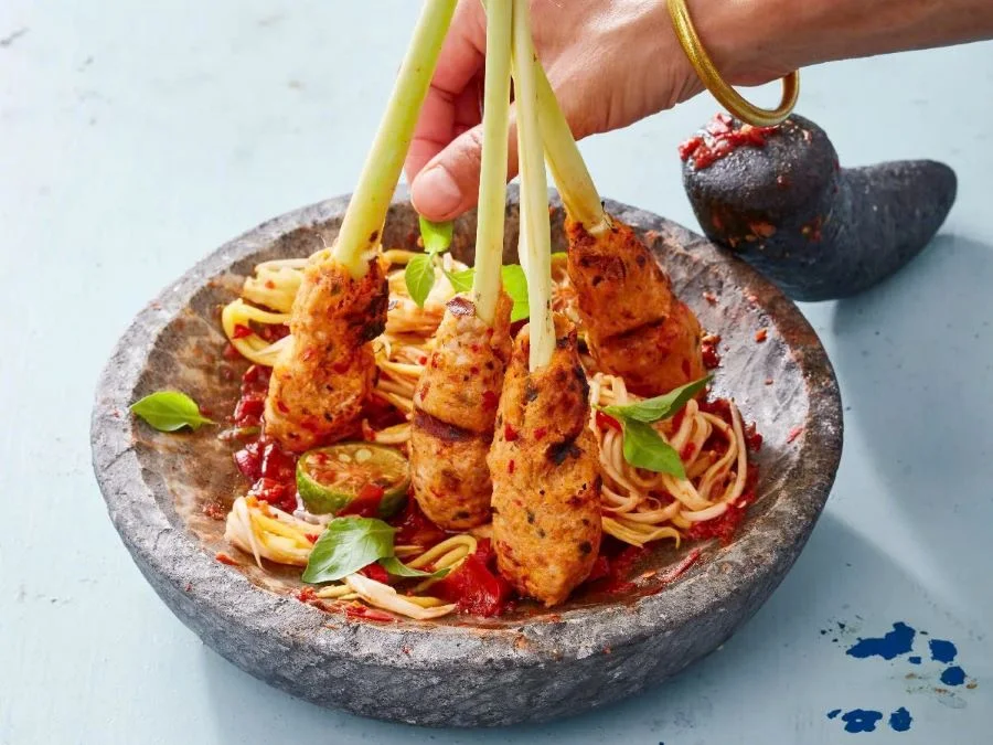 Sate Lilit - món thịt xiên nướng đặc trưng của Bali