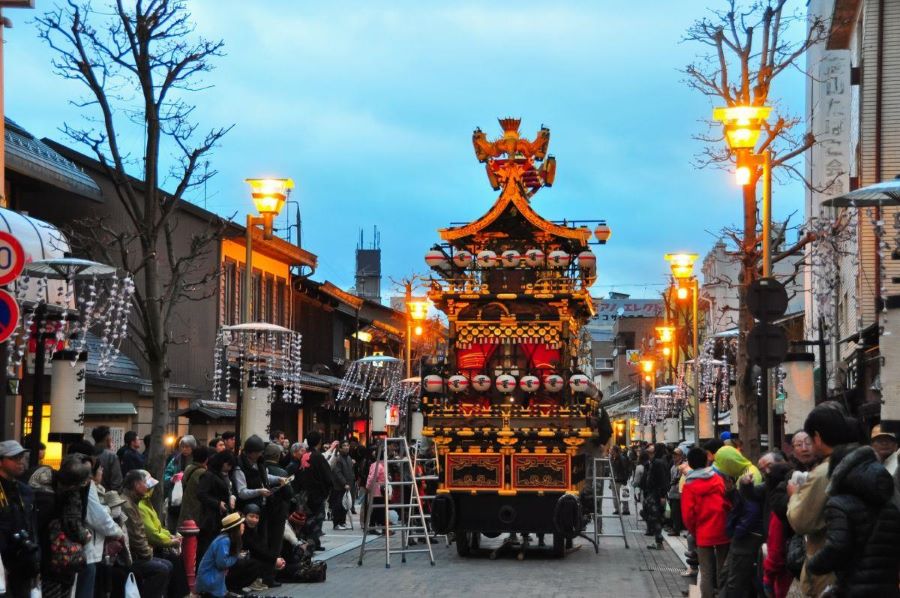 Lễ hội rước kiệu Takayama độc đáo tại Xứ sở phù tang