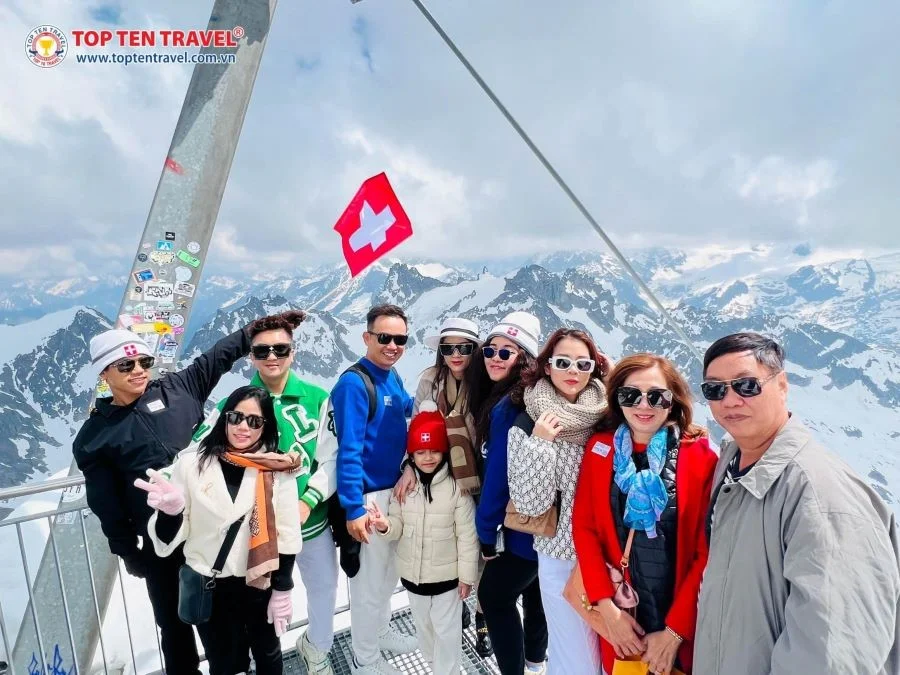Tour châu Âu tại Top Ten mang đến cho du khách nhiều hoạt động vui chơi thú vị
