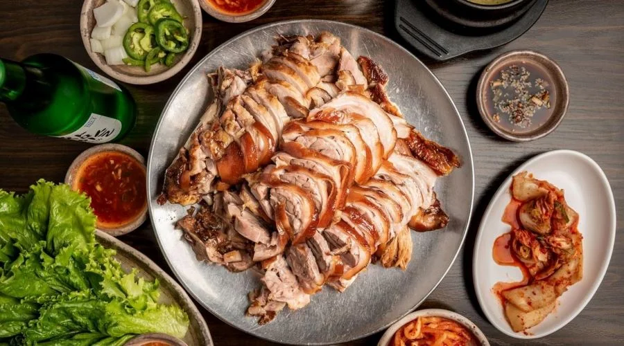 Đậm đà đưa cơm với chân giò heo hầm Hàn Quốc chuẩn vị