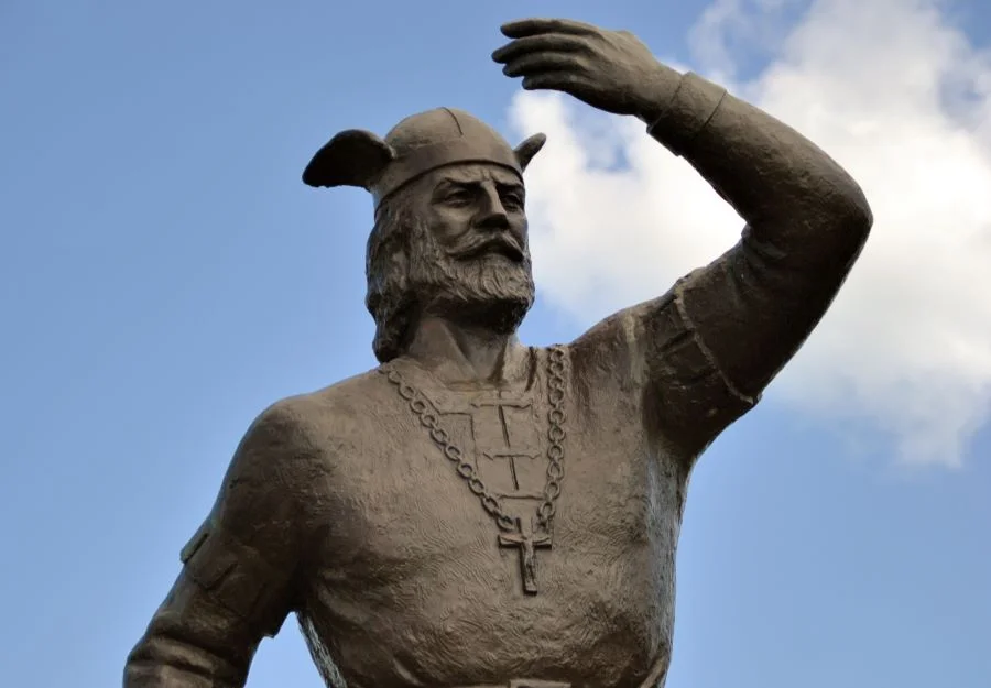 &nbsp;Đây là Leif Eriksson, người được cho là đã đặt chân đến Châu Mỹ trước Columbus 500 năm