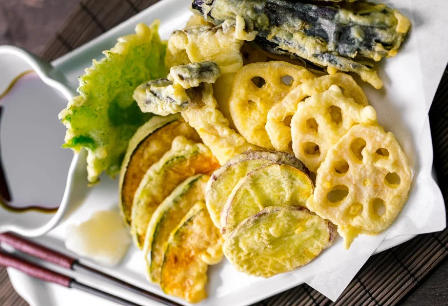 Tempura - Món ăn được cả người dân địa phương lẫn du khách yêu thích khi đến Nhật