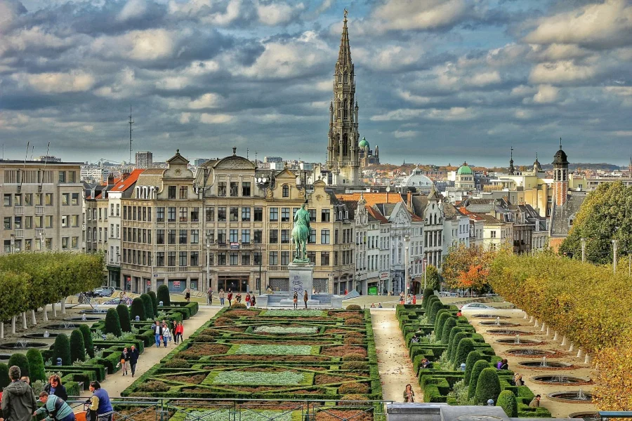 Thủ đô Brussels, với vẻ đẹp cổ kính pha lẫn hiện đại, đã để lại trong lòng du khách những ấn tượng khó quên