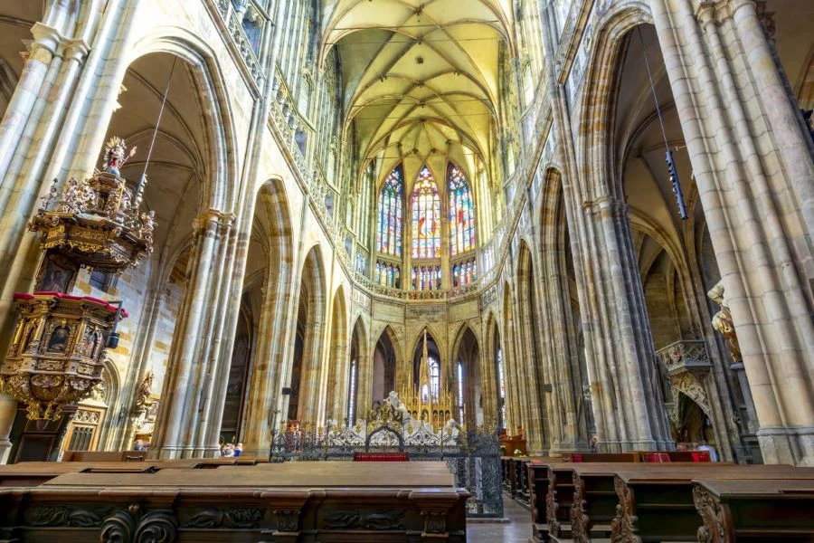 Nội thất sang trọng và đẳng cấp bên trong tòa lâu đài Praha