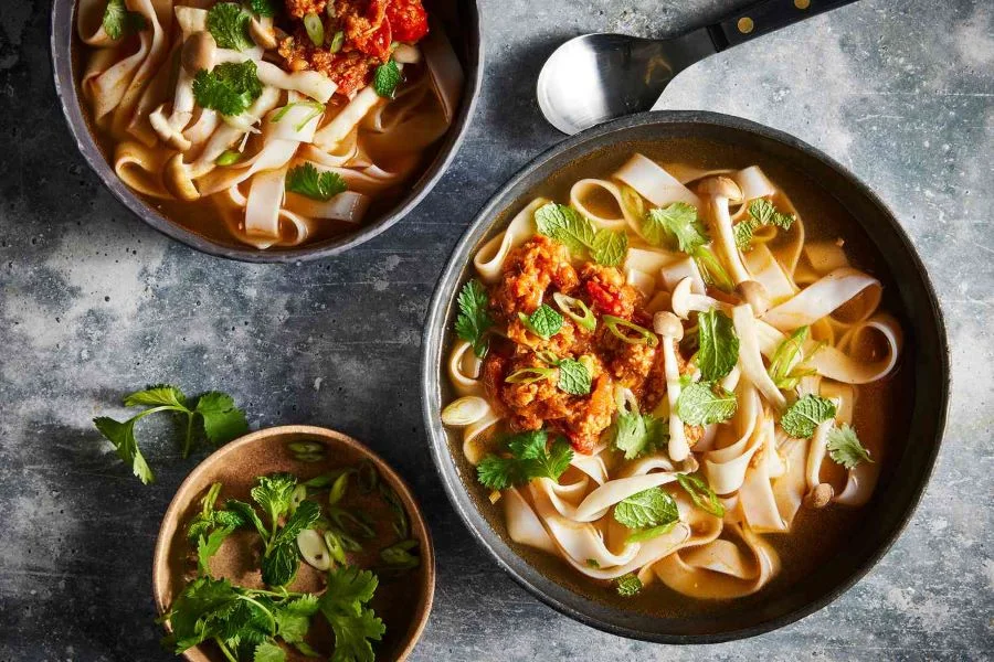 Khao Soi - nổi tiếng là món cari đặc trưng tại Chiang Mai
