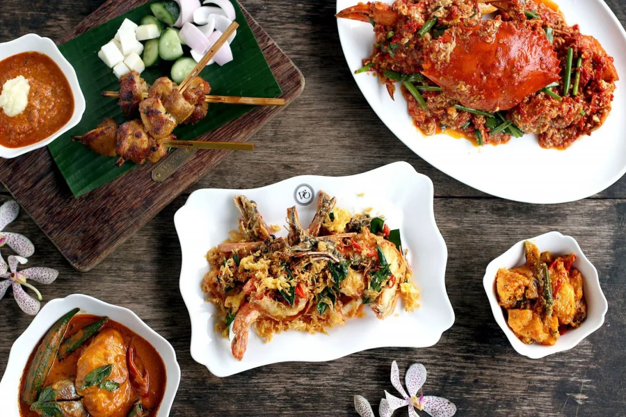 Ẩm thực là một trong những trải nghiệm thú vị mà bạn không thể bỏ qua tại Chinatown Singapore