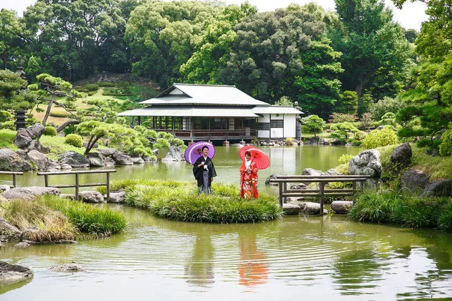 Kiyosumi Teien không chỉ là một trong những công viên đẹp nhất Tokyo mà còn là một di sản văn hóa quý giá