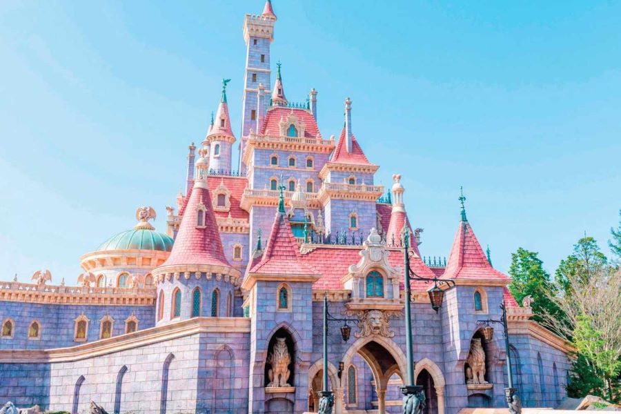 Với hàng loạt các trò chơi giải trí thú vị, nơi này phù hợp cho mọi lứa tuổi đến khám phá và vui chơi