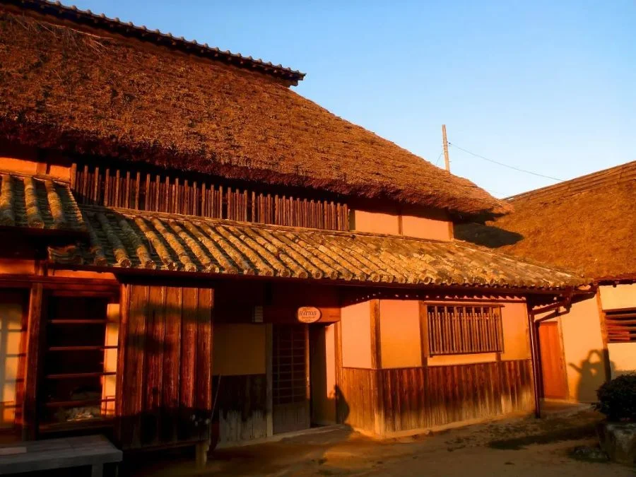 Hattoji Furusato không chỉ đẹp bởi kiến trúc mà còn bởi nhịp sống bình dị của người dân nơi đây