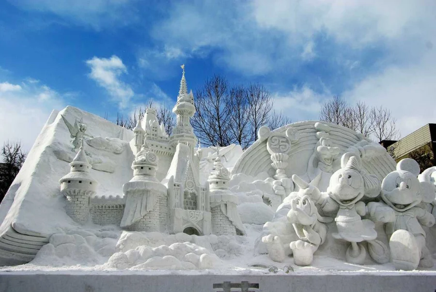 Lễ hội tuyết Sapporo là cơ hội được chiêm ngưỡng những tác phẩm nghệ thuật độc đáo