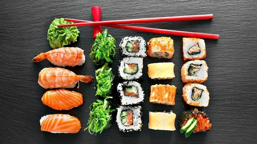 Nhà hàng Fukuzuushi là một địa chỉ lý tưởng cho những tín đồ sushi muốn thưởng thức hương vị Nhật Bản mà không quá đắn đo về giá cả