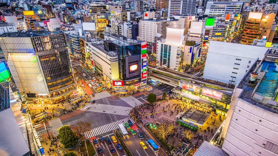 Thủ đô Tokyo nhộn nhịp, sầm uất, thu hút đông đảo du khách đến khám phá