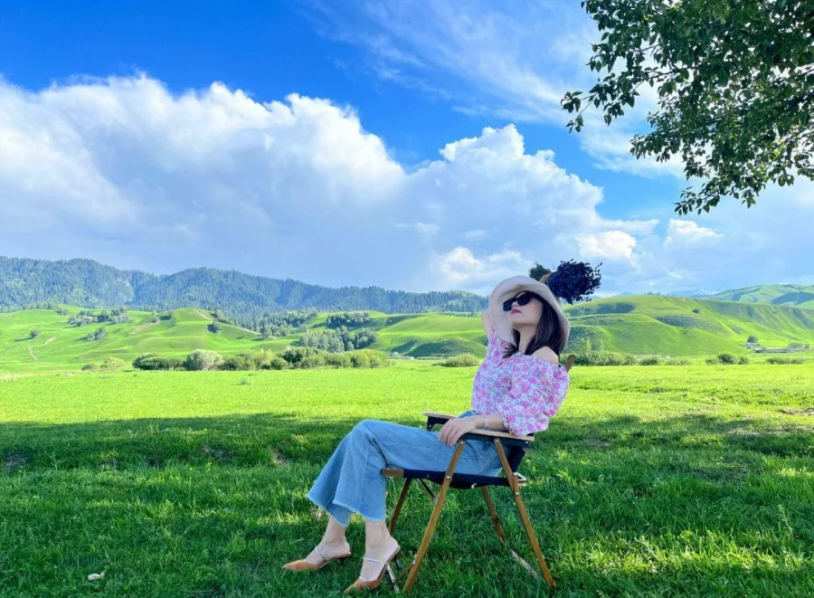 Tân Cương - Nơi khiến cho du khách choáng ngợp bởi diện tích bao la, tựa như một xứ sở thần thoại giữa lòng thế giới hiện đại