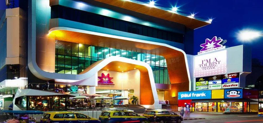 Mike Shopping Mall là một địa điểm mua sắm quen thuộc đối với du khách khi đến Pattaya