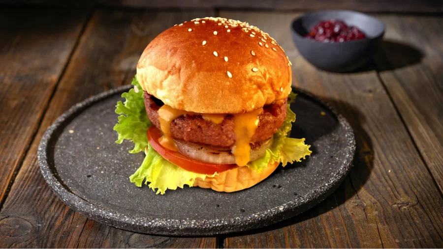 Mỗi burger là sự kết hợp hoàn hảo giữa hương vị và hình thức, khiến bạn không thể cưỡng lại