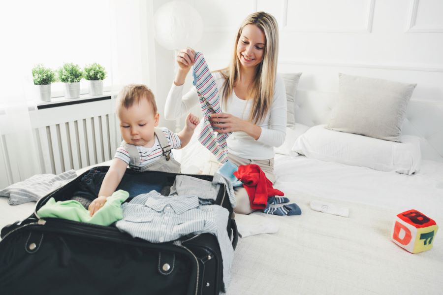Đừng quên chuẩn bị đồ đạc kỹ lưỡng khi đưa trẻ nhỏ đi du lịch hè cùng gia đình nhé