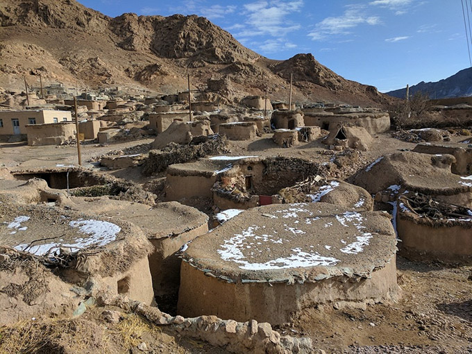 làng xì trum ở iran 2