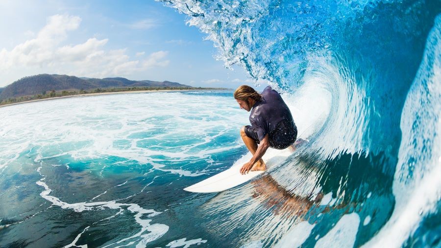 Lướt sóng - Một trong những trải nghiệm thú vị mà bạn không thể bỏ lỡ tại Hawaii