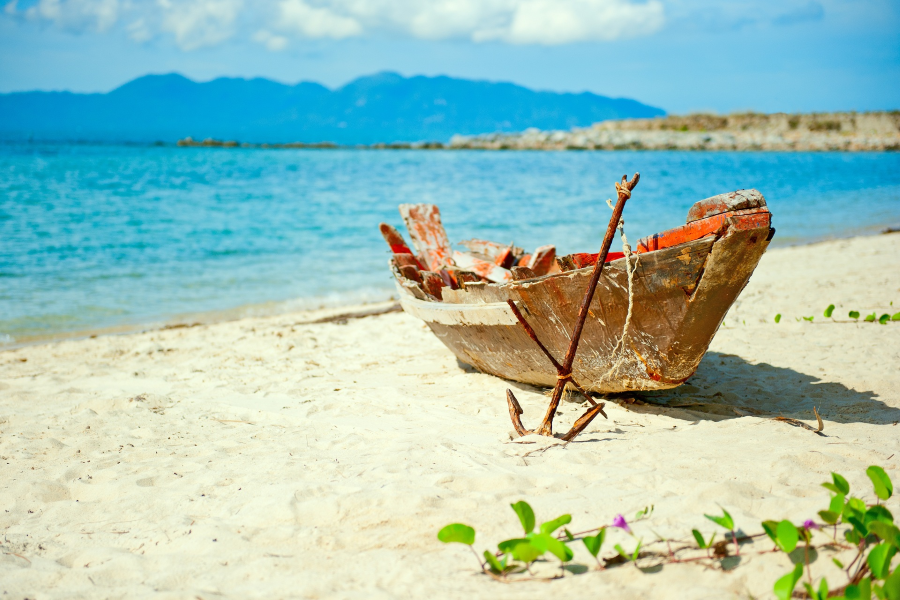 Biển Bình Thuận - một trong những vùng đất sở hữu các bãi biển siêu đẹp tại miền Trung