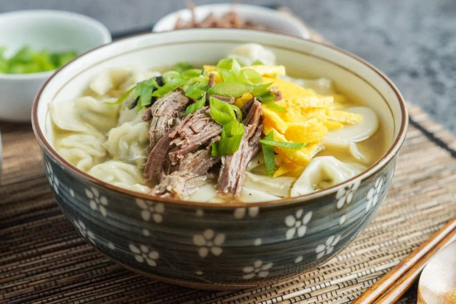 Canh màn thầu được ăn vào dịp năm mới với mong muốn một năm mới với nhiều điều tốt đẹp