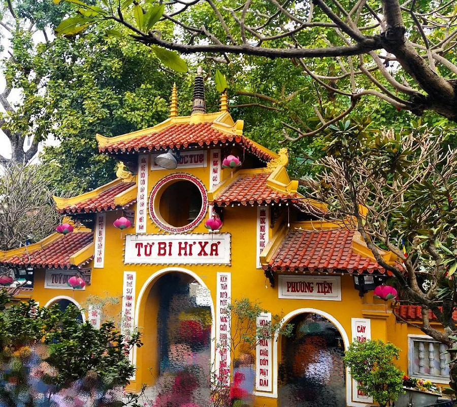 Ngôi chùa nổi tiếng linh thiêng cho du khách tại Hà Nội dịp đầu năm