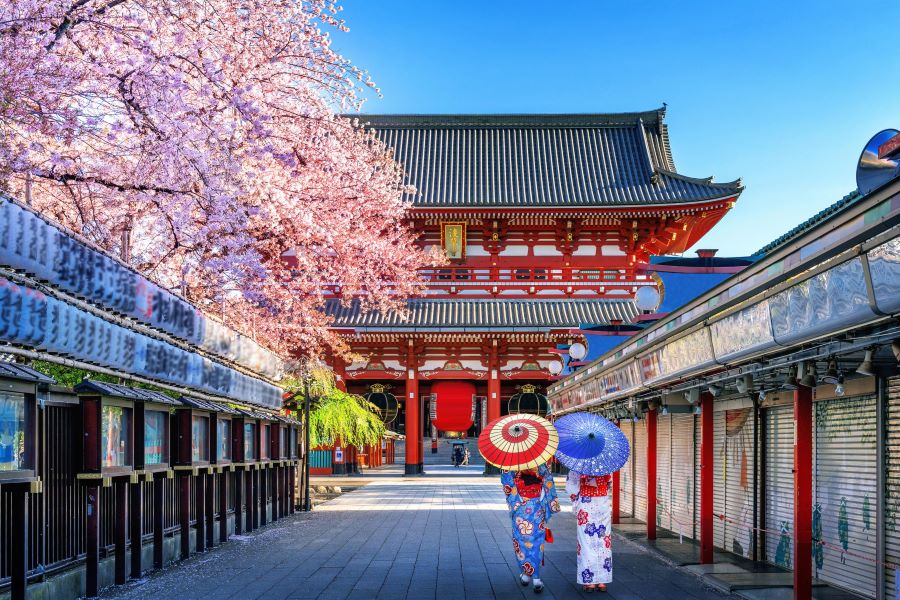 Những ngôi đền nổi tiếng linh thiêng ở thủ đô Tokyo thu hút hàng ngàn lượt du khách ghé thăm mỗi năm
