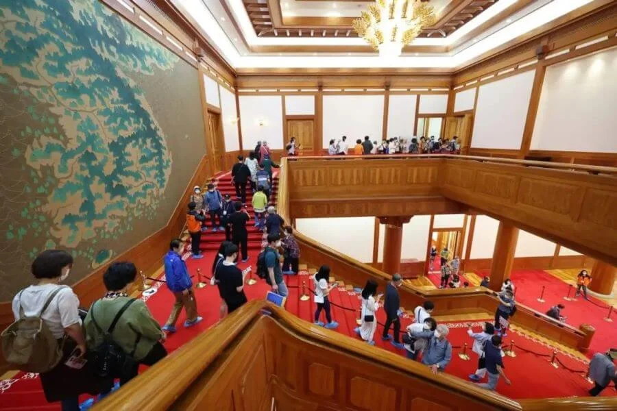 Tòa nhà văn phòng chính tại Nhà Xanh Hàn Quốc là một trong những biểu tượng kiến trúc đặc trưng của xứ sở kim chi