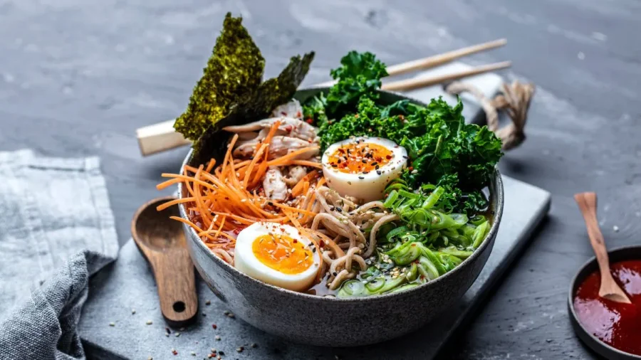 Ẩm thực Nhật Bản không chỉ nổi tiếng với sushi, sashimi mà còn có cả một thế giới các loại mì đa dạng và hấp dẫn