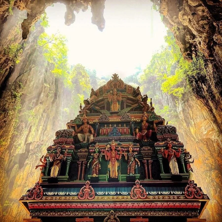Vẻ đẹp hùng vĩ của Động Batu