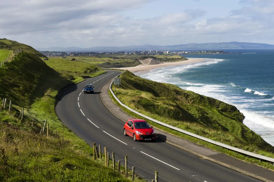 Causeway Coastal là một trong những tuyến đường ven biển đẹp nhất thế giới
