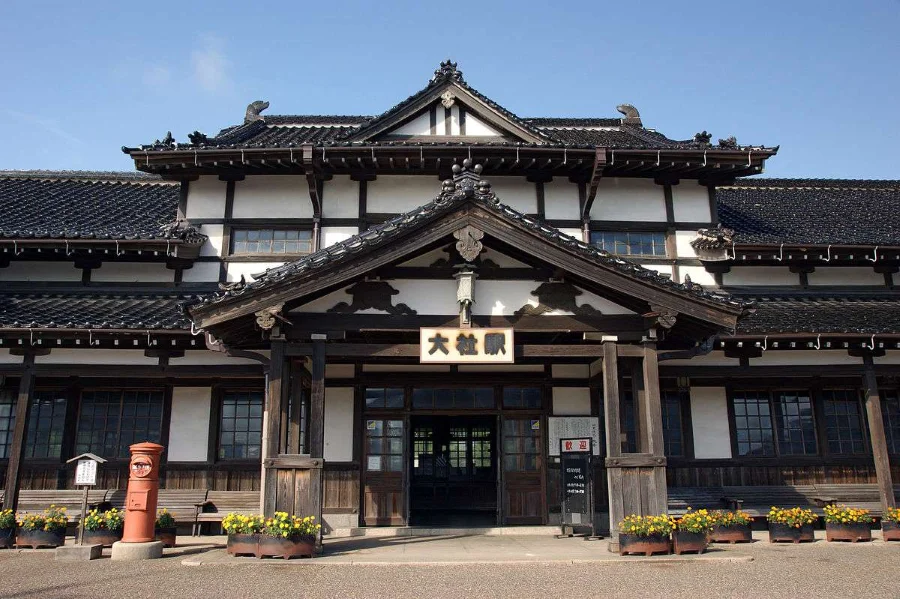 Trạm ga Taisha cổ ở Izumo, Shimane không chỉ là một điểm đến lịch sử mà còn là nơi lưu giữ những câu chuyện thần thoại đầy bí ẩn