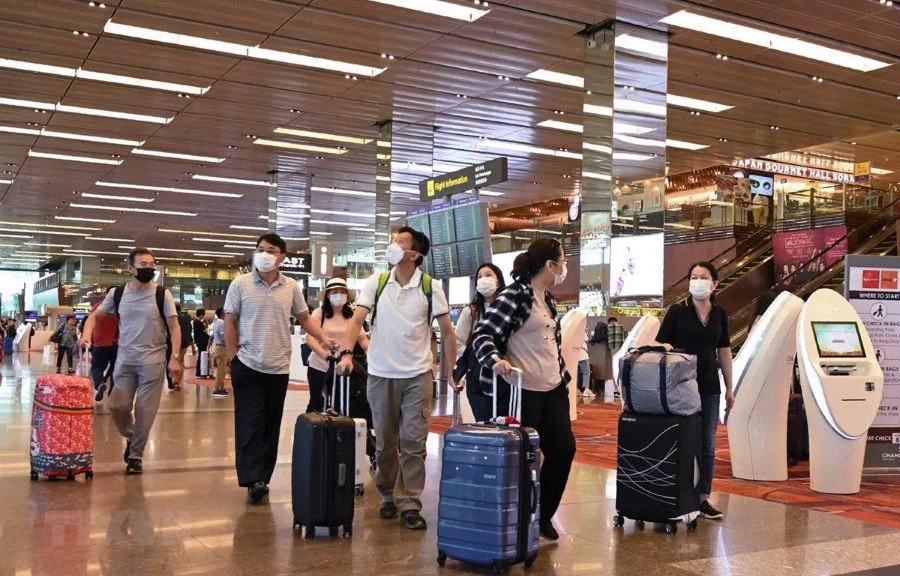du khách nên chuẩn bị tất cả các giấy tờ quan trọng để quá trình nhập cảnh diễn ra dễ dàng