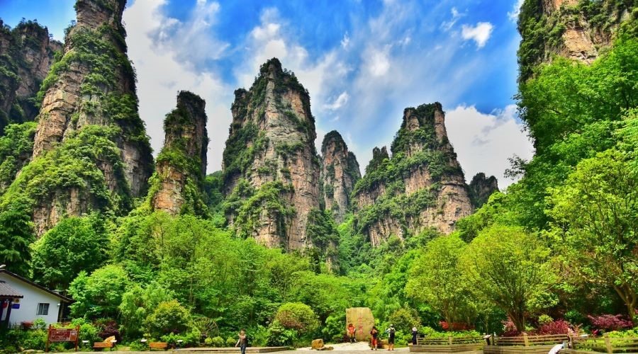 Khám phá sự rộng lớn và hùng vĩ của Công viên rừng quốc gia Trương Gia Giới