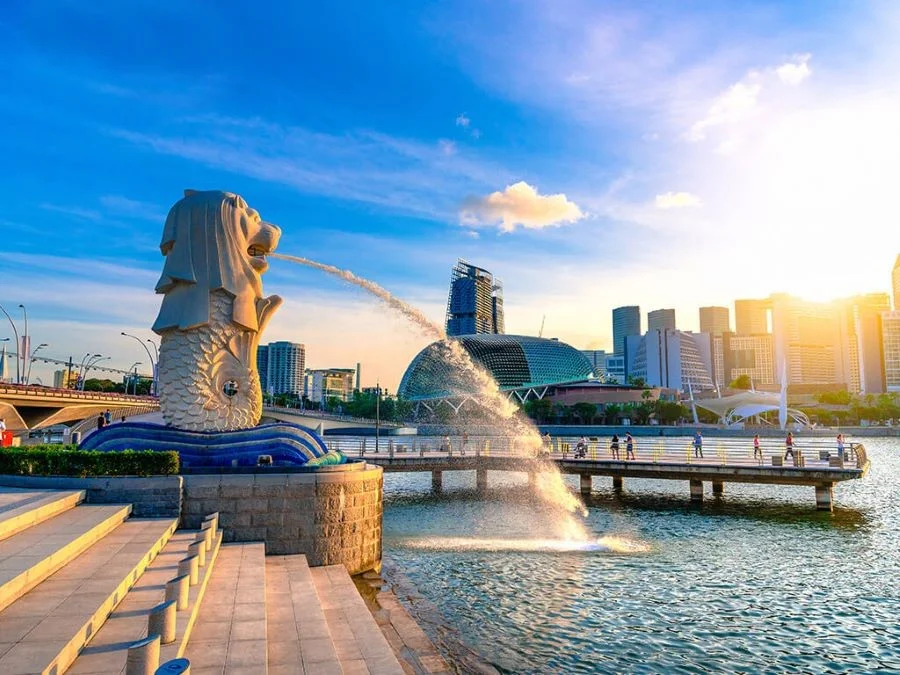 Bức tượng Merlion được xem là biểu tượng của quốc đảo Singapore