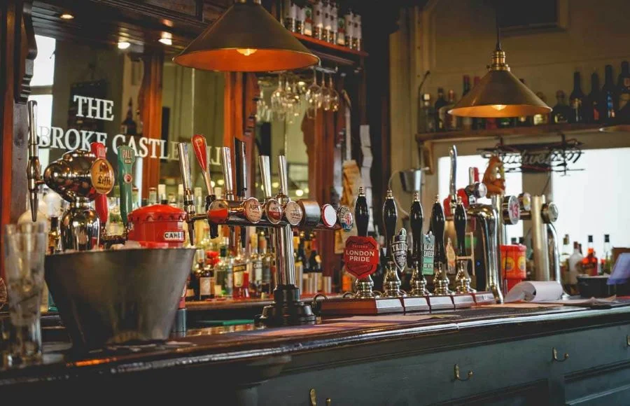 Pub - Nơi giao lưu văn hóa của người Anh
