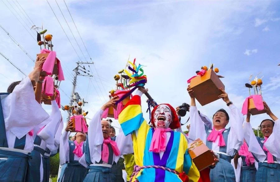 Lễ hội cười Warai Matsuri được tổ chức vào ngày 12 tháng 10&nbsp; tại Hidakagawa.