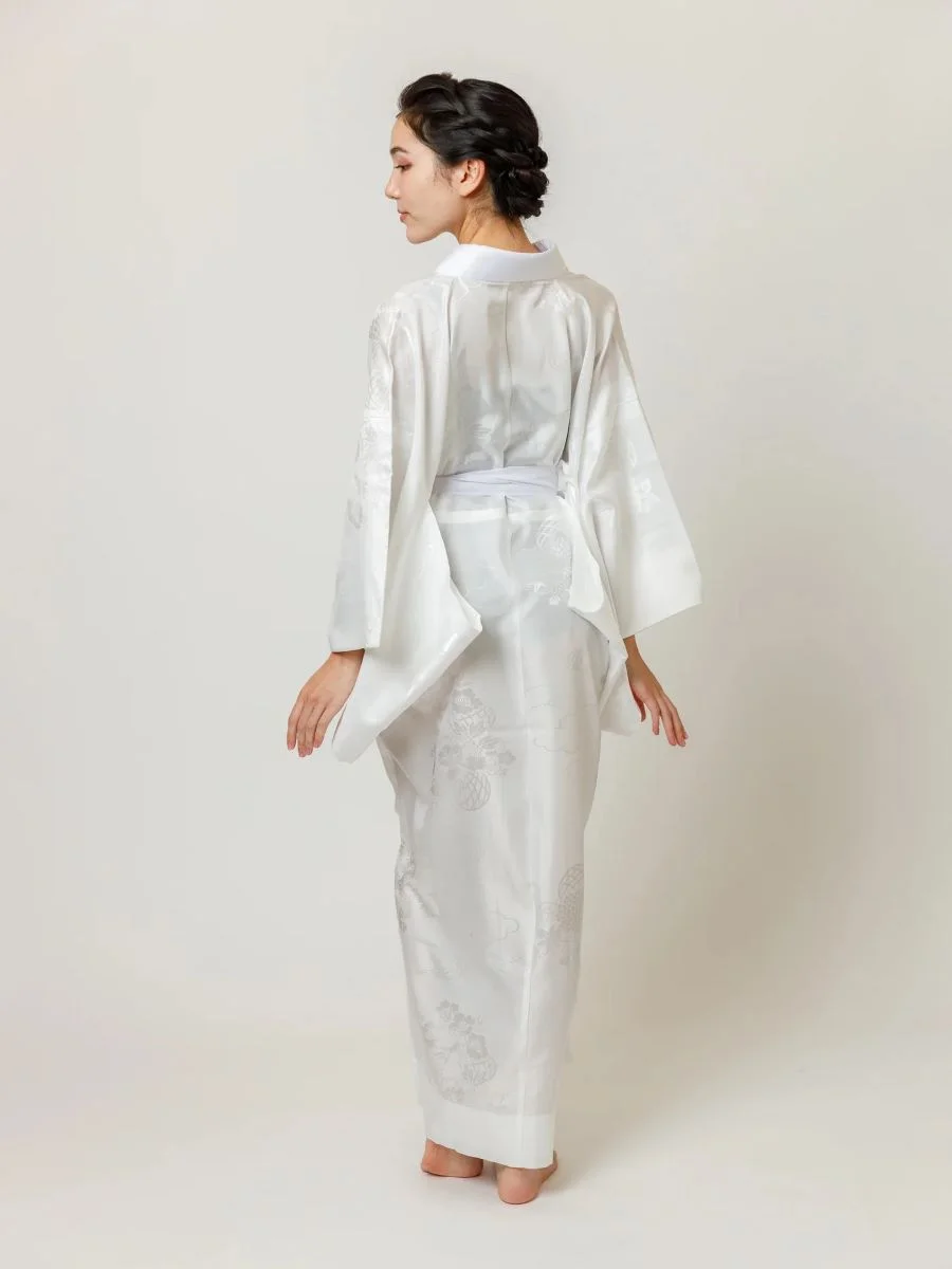 Nagajuban - Đây là một dạng áo lót mặc ở trong Kimono