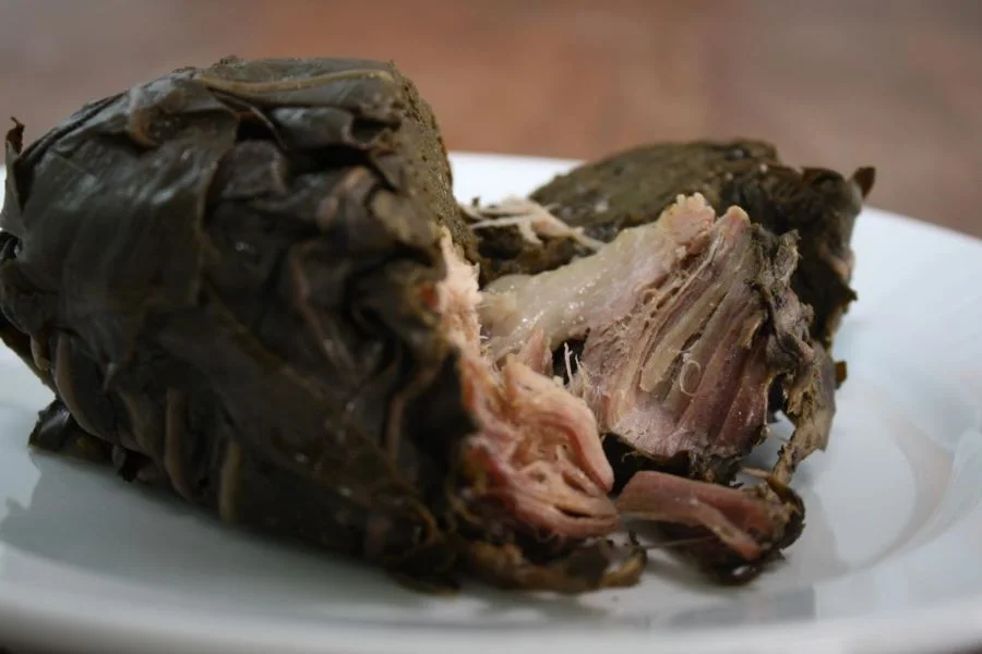Kalua - một món ăn truyền thống mang đậm hương vị của thiên đường nhiệt đới