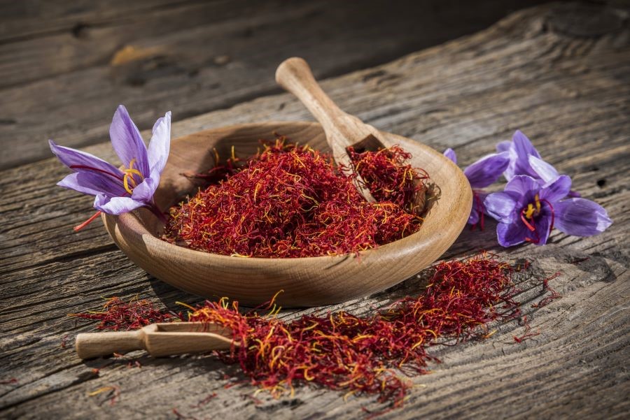 Nhụy hoa nghệ tây được ưa chuộng nhờ những công dụng tuyệt vời đối với sức khỏe và sắc đẹp