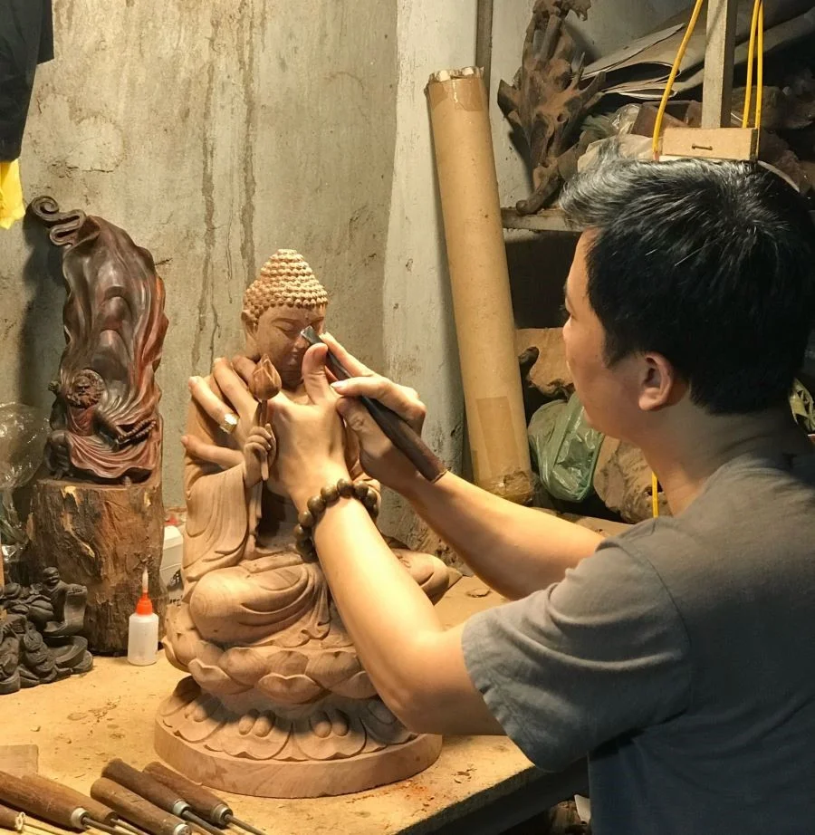 Chạm khắc gỗ nổi tiếng là nét đặc trưng và là nghệ thuật truyền thống ở miền Bắc của Thái Lan