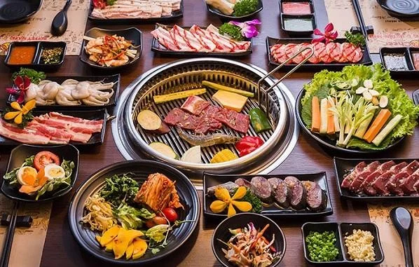 Namsan cũng là địa điểm sở hữu rất nhiều món ăn ngon