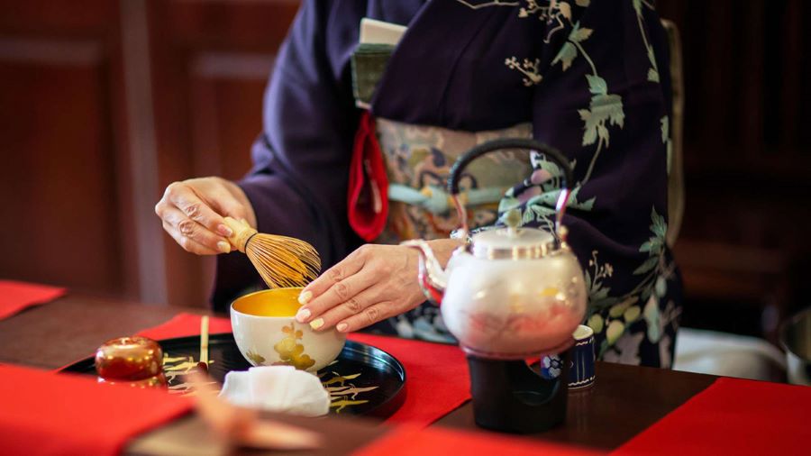 Trà đạo (Chanoyu) là một phần không thể thiếu trong văn hóa truyền thống Nhật Bản