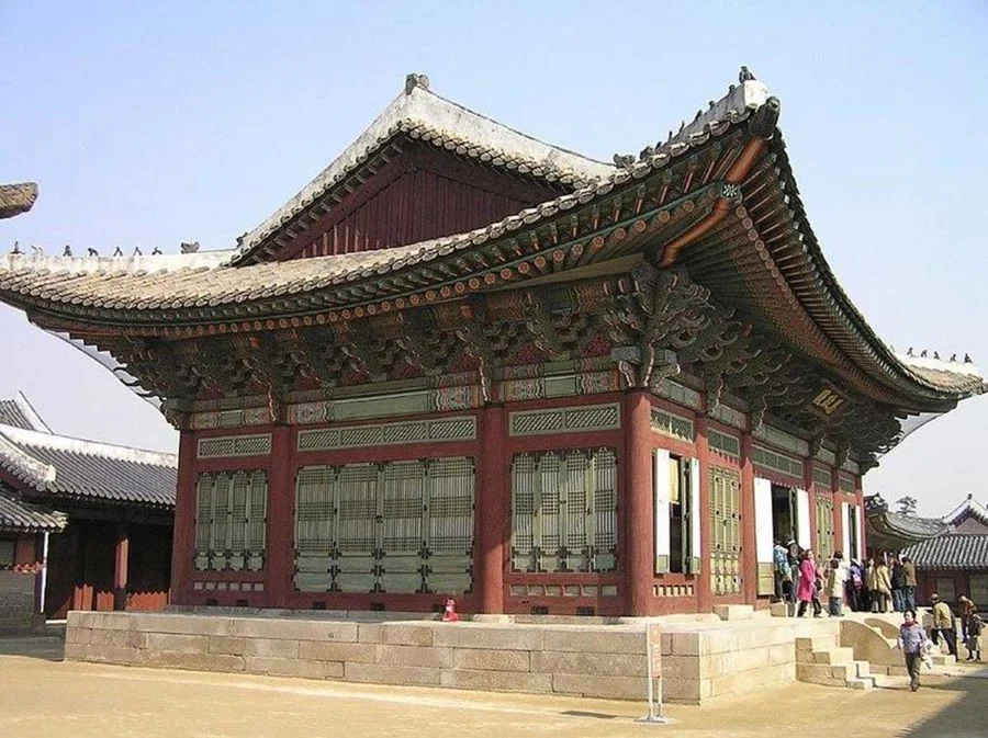 Vẻ đẹp truyền thống của Tư Chính Điện Sajeongjeon