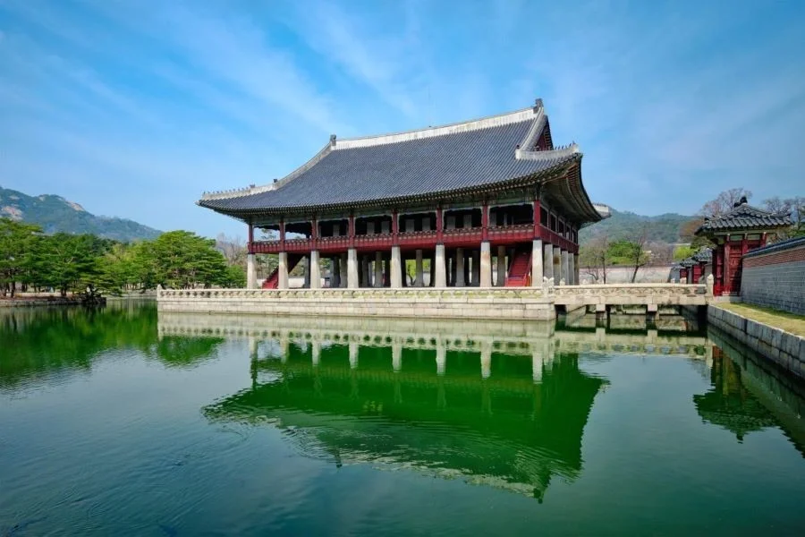 Khánh Hội Lâu Gyeonghoeru - Một trong những nơi mà bạn nhất định phải check in