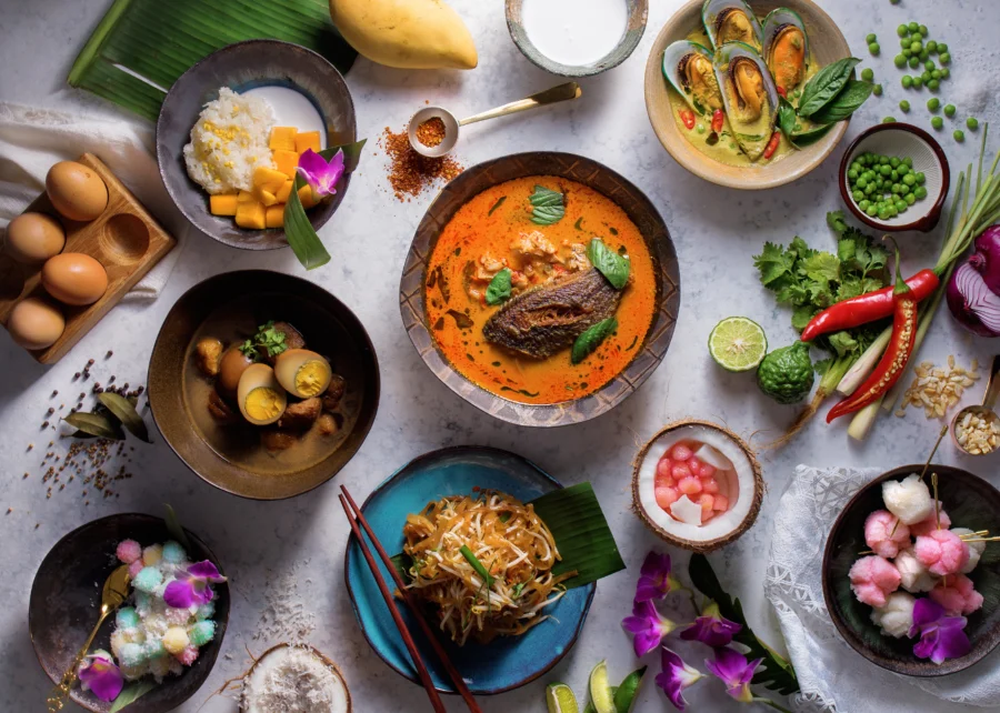 Thưởng thức ẩm thực mùa hè tại Thái Lan cũng là một trong những trải nghiệm thú vị