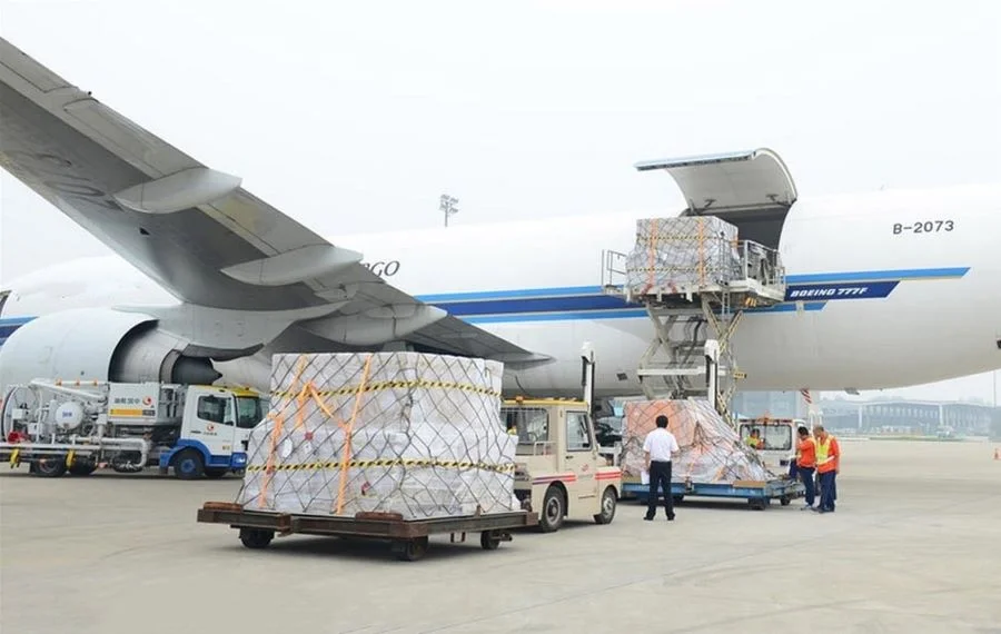 Những vật dụng cấm mang theo khi đi máy bay xuất cảnh ra nước ngoài (Cập nhật mới nhất 2023)